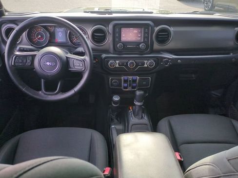 Used 2021 Jeep Wrangler Unlimited Sport AWD/4WD image 28