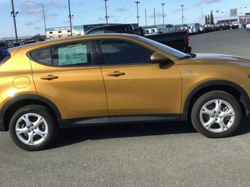 New 2024 Dodge Hornet GT image 9