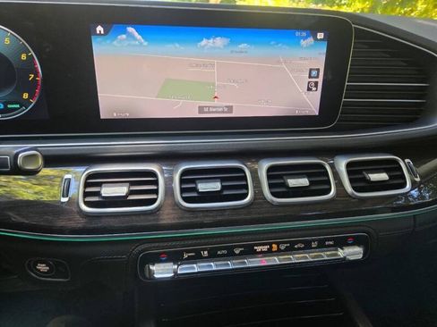 Used 2020 Mercedes-Benz GLE 450 4MATIC image 21