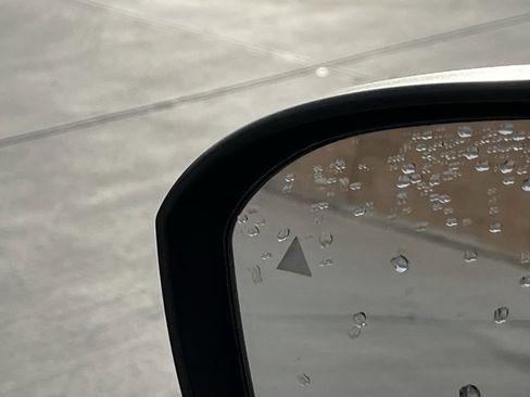 Used 2023 Nissan Ariya ENGAGE e-4ORCE image 17