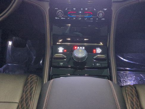 New 2025 Jeep Grand Cherokee Summit image 20