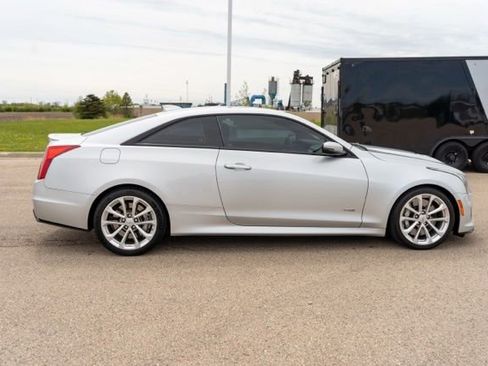 Used 2017 Cadillac ATS V w/ Luxury Package RWD image 8