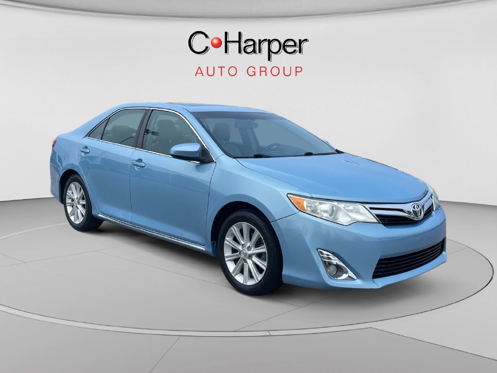 Used 2013 Toyota Camry XLE FWD image 1