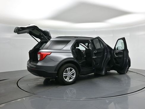 Certified 2023 Ford Explorer XLT w/ Equipment Group 202A image 6