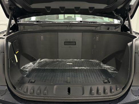 Used 2024 Ford F150 Lightning Pro image 41