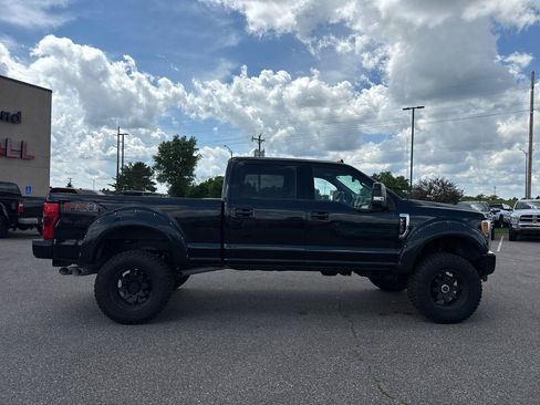 Used 2019 Ford F250 Lariat w/ FX4 Off-Road Package AWD/4WD image 6