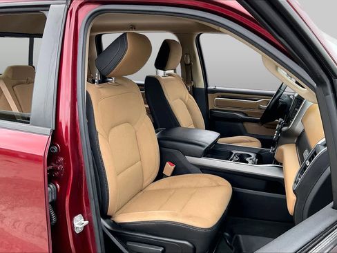 Used 2020 RAM 1500 Lone Star RWD image 8