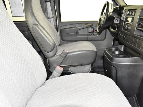 Used 2013 Chevrolet Express 3500 LT w/ LT Preferred Equipment Group RWD image 39