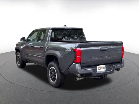 Used 2025 Toyota Tacoma TRD Off-Road image 11