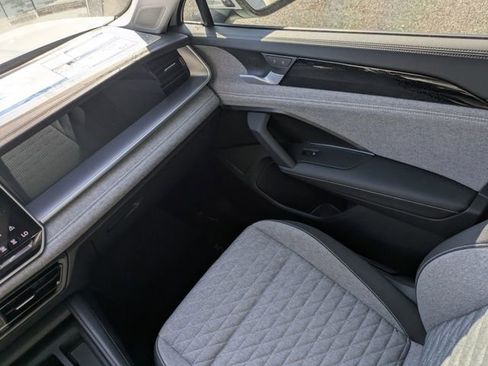 New 2026 Volkswagen Tiguan S FWD image 17