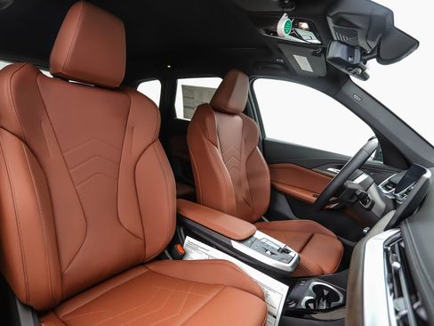 Used 2026 BMW X1 xDrive28i image 33