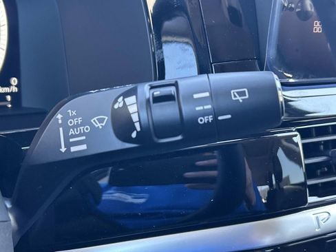 New 2026 Nissan Pathfinder Platinum w/ Lighting Package AWD/4WD image 31