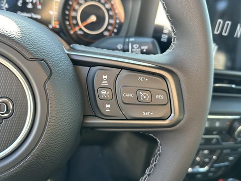 New 2026 Jeep Gladiator Sport image 18