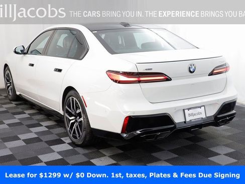 Certified 2025 BMW 760i xDrive w/ Executive Package image 18