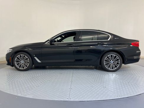 Used 2019 BMW 530e w/ Convenience Package image 23