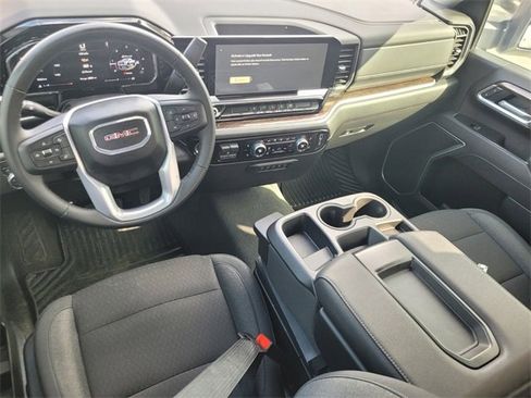 Used 2026 GMC Sierra 3500 SLE w/ SLE Value Package image 10