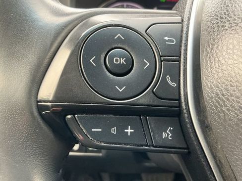 Used 2021 Toyota Venza AWD/4WD image 19