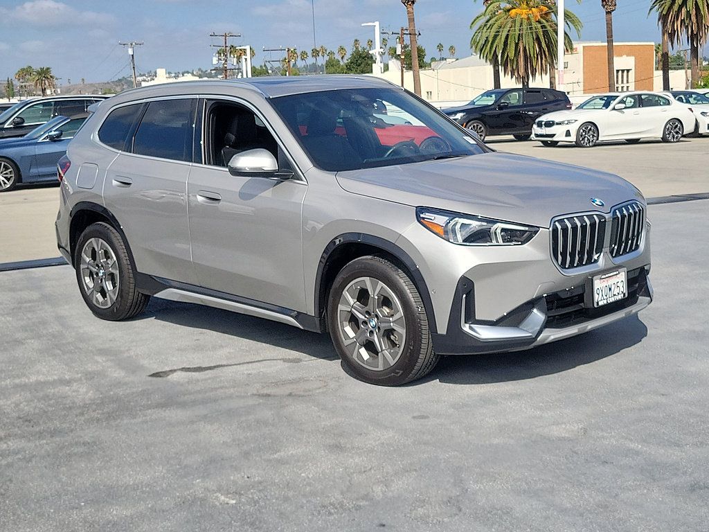 Used 2026 BMW X1 xDrive28i w/ Convenience Package AWD/4WD image 4