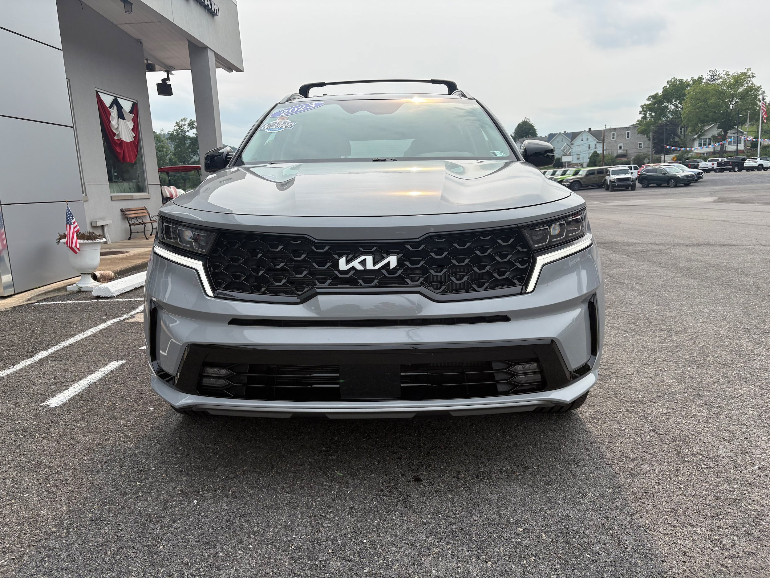 Used 2023 Kia Sorento SX AWD/4WD image 4