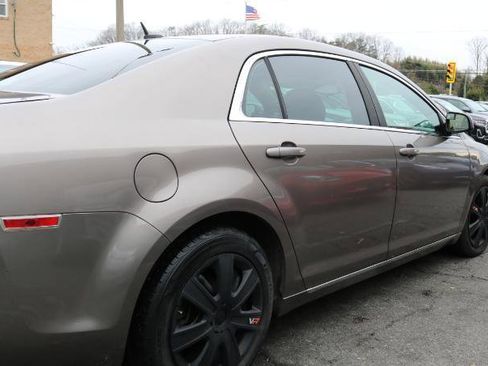 Used 2010 Chevrolet Malibu LT w/ Premium Mat Package image 6