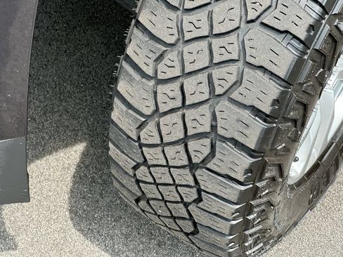 Used 2018 Chevrolet Tahoe LT AWD/4WD image 25