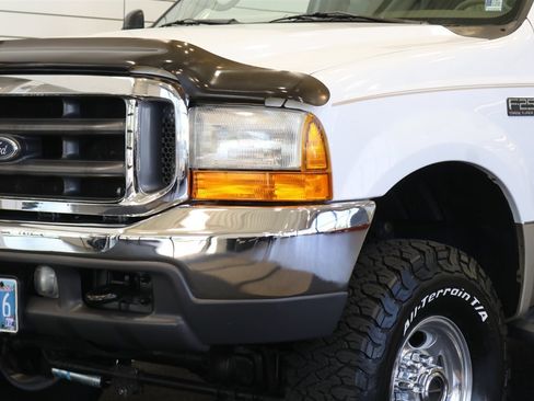 Used 2001 Ford F250 Lariat AWD/4WD image 44
