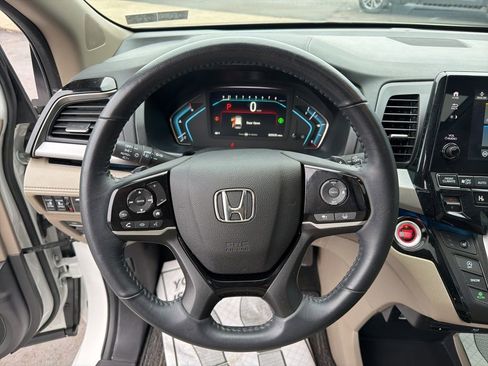 Certified 2023 Honda Odyssey Touring image 14