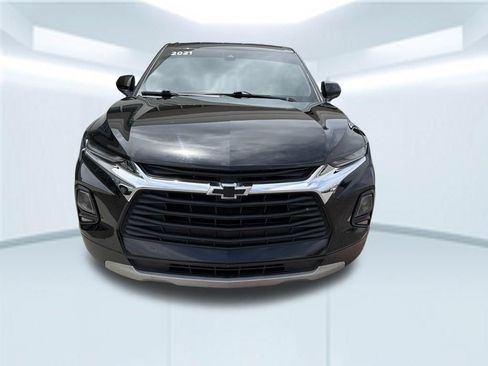 Used 2021 Chevrolet Blazer LT FWD image 2