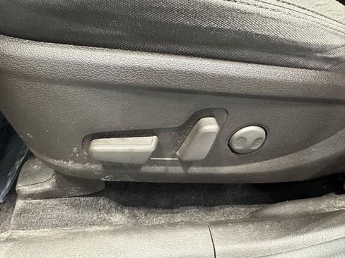 Used 2020 Hyundai Santa Fe SEL AWD/4WD image 17