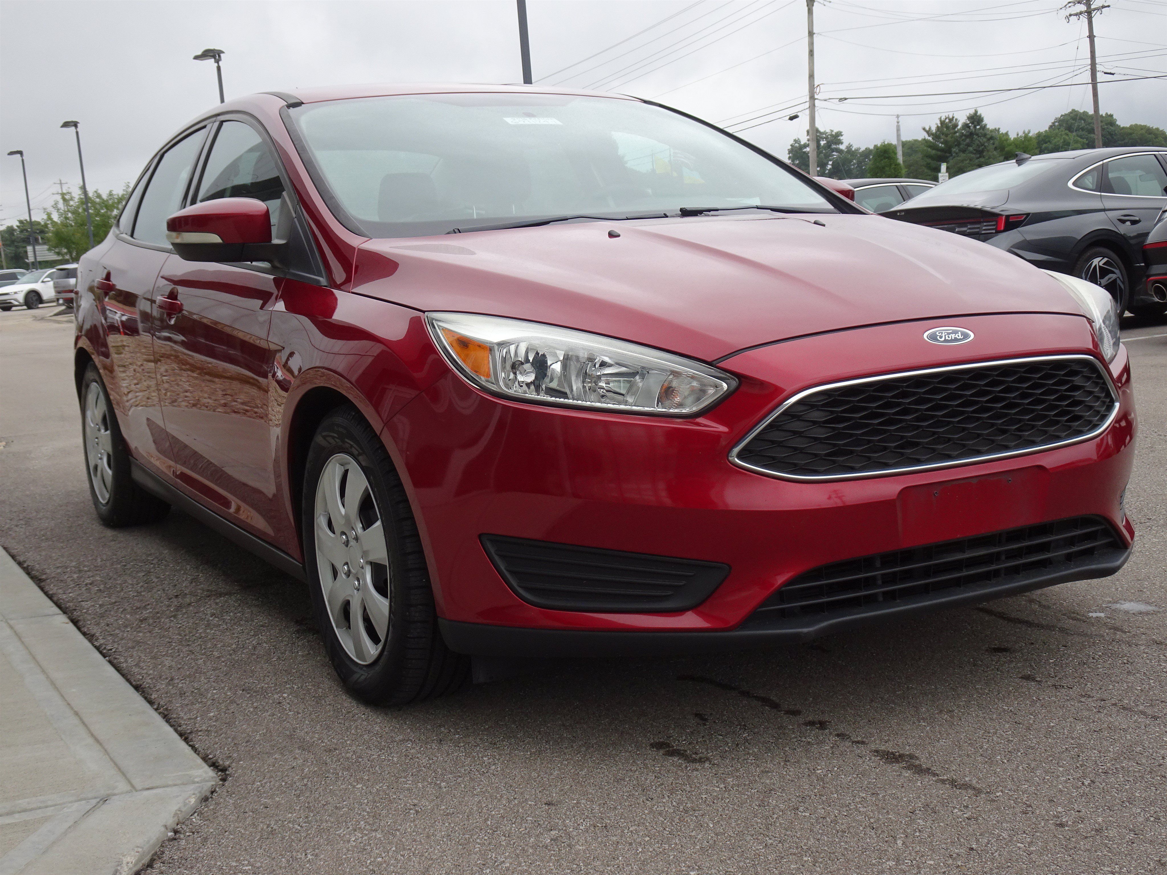 Used 2016 Ford Focus SE FWD image 6
