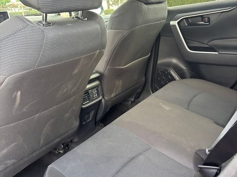 Used 2025 Toyota RAV4 LE AWD/4WD image 8