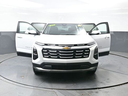 Used 2025 Chevrolet Equinox LT image 58