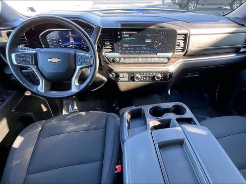 Used 2025 Chevrolet Silverado 1500 LT RWD image 15