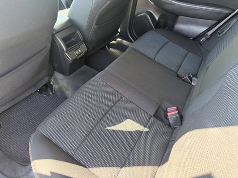 Used 2019 Subaru Outback 2.5i Premium image 22