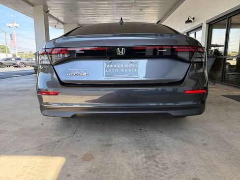 Used 2023 Honda Accord LX image 27