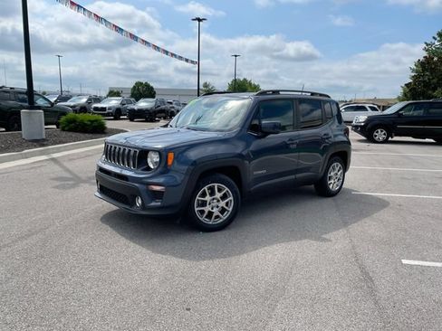 Used 2020 Jeep Renegade Latitude FWD image 2