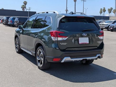 Used 2023 Subaru Forester Touring AWD/4WD image 7