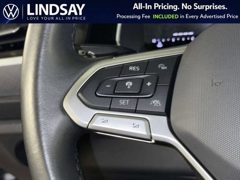 Used 2024 Volkswagen Jetta SE w/ Panoramic Sunroof Package FWD image 32