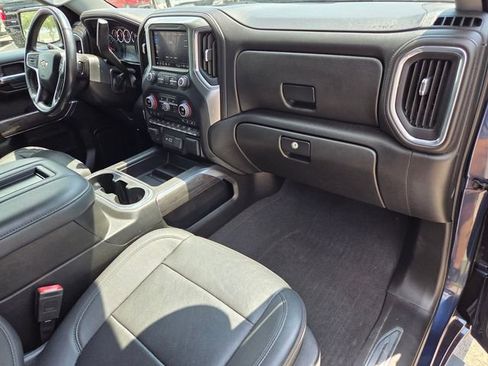 Used 2022 Chevrolet Silverado 1500 LTZ AWD/4WD image 16