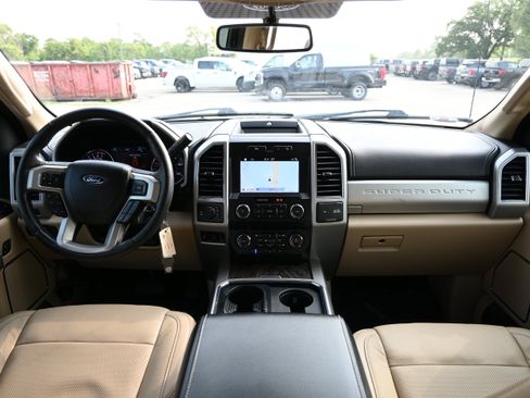 Used 2019 Ford F250 Lariat w/ Lariat Value Package AWD/4WD image 35