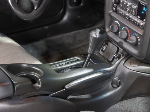 Used 2002 Chevrolet Camaro Z28 w/ SS Performance/Appearance Pkg image 65