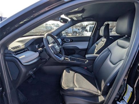 New 2026 Jeep Compass Limited AWD/4WD image 10