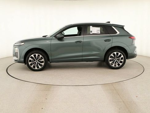 New 2026 Audi Q3 quattro 2.0T AWD/4WD image 2