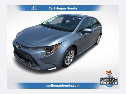 Used 2020 Toyota Corolla LE FWD image 1