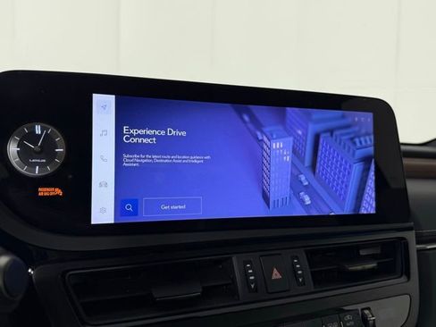 Used 2025 Lexus ES 300h w/ Premium Package image 20