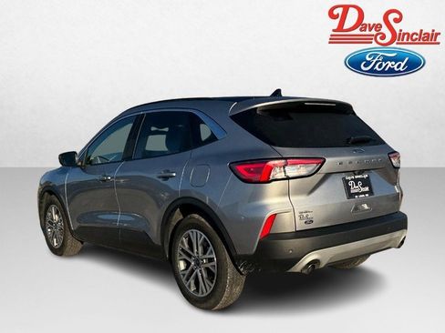 Used 2022 Ford Escape SEL image 9