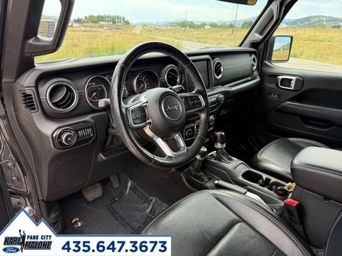 Used 2020 Jeep Wrangler Unlimited Sahara AWD/4WD image 15