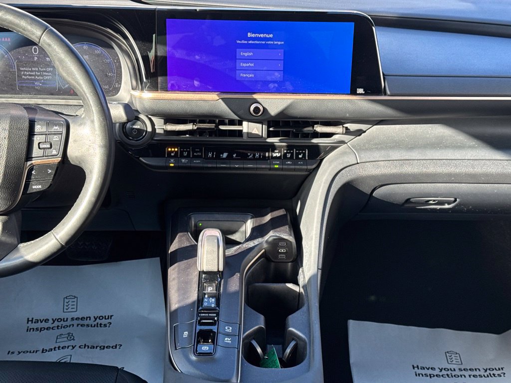 Certified 2023 Toyota Crown AWD/4WD image 20
