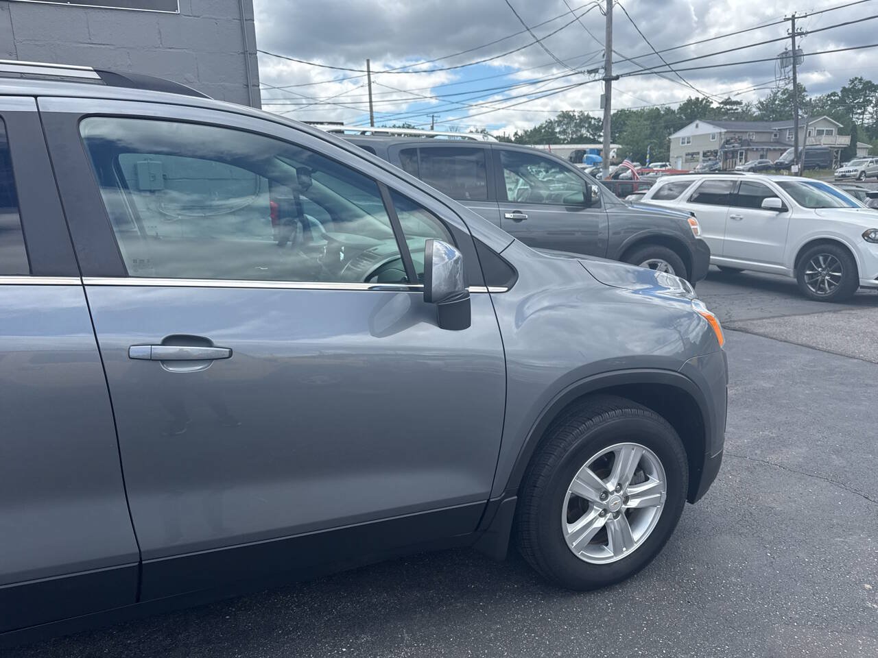 Used 2015 Chevrolet Trax LT w/ LPO, Protection Package AWD/4WD image 10