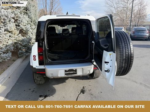 Used 2025 Land Rover Defender 110 S image 35
